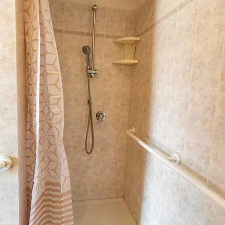 Appartement Castelfranco - *